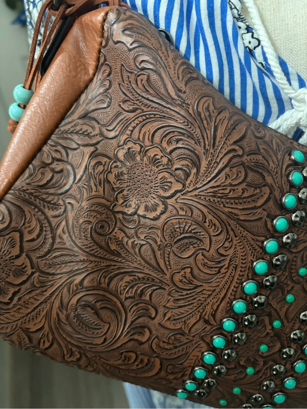 Embossed Faux Leather Look Purse wi/ Faux Turquoise Stud Accents Final Sale - Picture 3 of 10